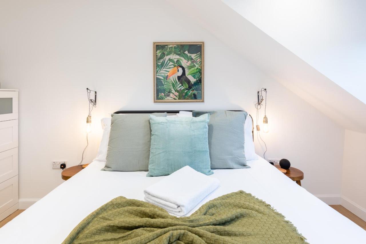 The Pinkish House - 4 Bed Home In The Town Centre Blairgowrie and Rattray Ngoại thất bức ảnh