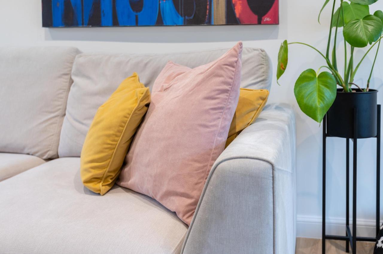 The Pinkish House - 4 Bed Home In The Town Centre Blairgowrie and Rattray Ngoại thất bức ảnh